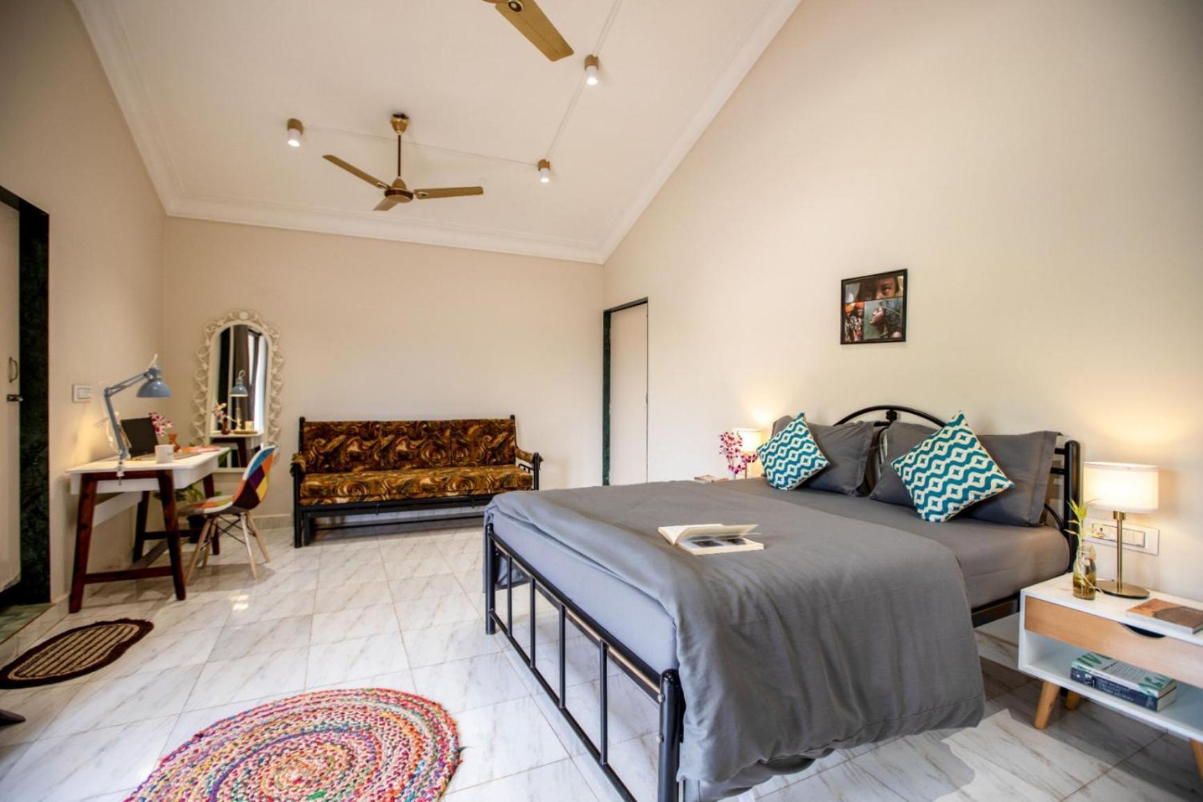 Nomadgao Vila Nova - Comfort, Great Views, Fast Wifi & Interesting People Anjuna Bagian luar foto
